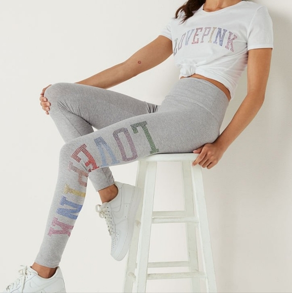 🚫SOLD🚫 VS PINK NWT L diamond set - Picture 3 of 4